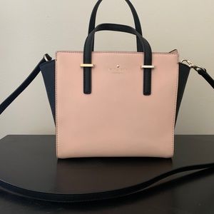 Kate spade purse with strap